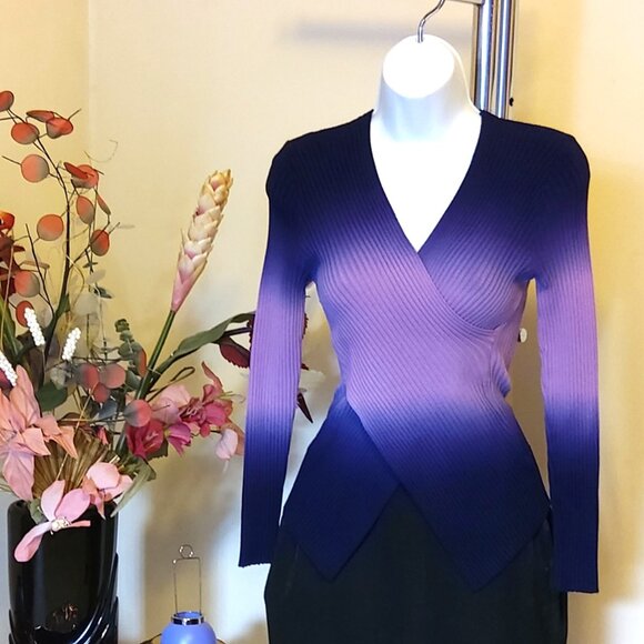 NWT Women’s Purple Dip-dyed Lightweight V Neck Long Sleeve Cardigan Sweater - Picture 5 of 7